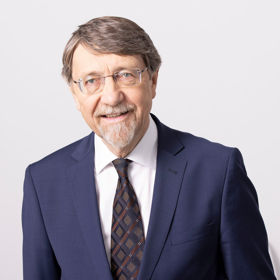 Dr. Leopold Hirsch